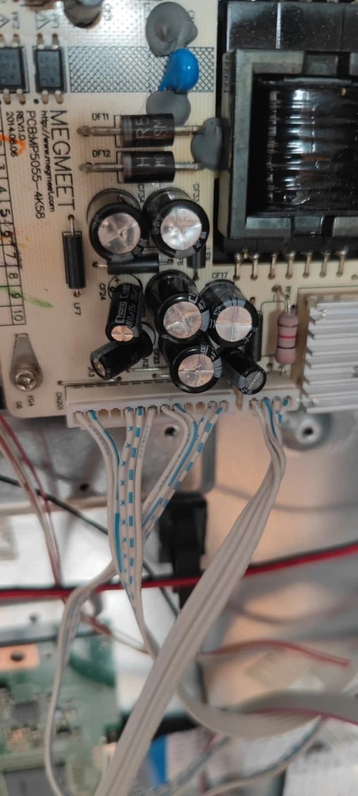 Oprava televízora — napájacia doska